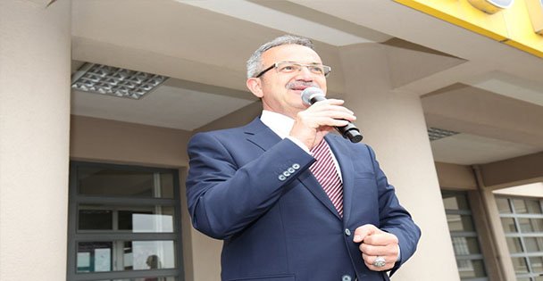 Başkan Köşker Gençlerin Her Zaman Yanında