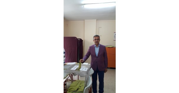 Başkan Köşker oyunu kullandı