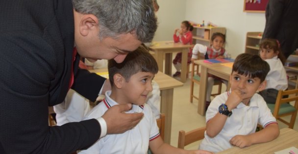 Başkan Şayir Dilovası'nı Geleceğe Eğitimle Hazırlıyor