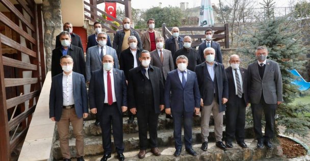 Başkan Şayir'den Muhtarlara Hizmet Sunumu!