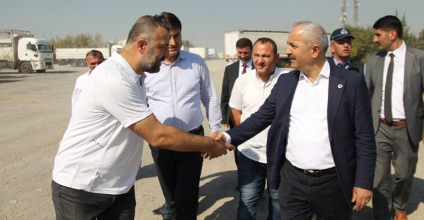Başkan'dan Kamyoncular Garajında denetim