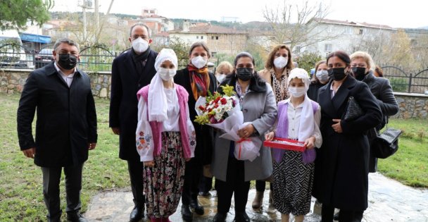 Bayan Yavuz, Dilovası İlçemizde Bir Dizi Ziyaret Ve Temaslarda Bulundu