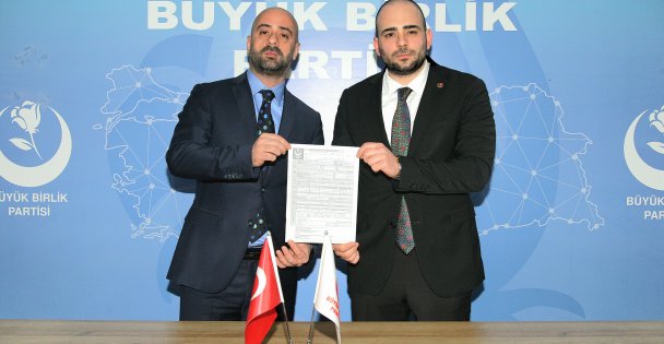 BBP Gebze İlçe Başkanı Akdemir, Milletvekili Aday Adaylığı İçin İstifa Etti