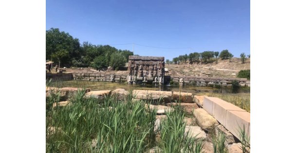 Belgesel Tadında Anadoluda Devri Alem