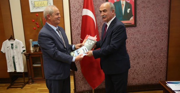Belgesel Ve Kitap Arşivimizi Giresun Üniversitesine Bağışladık