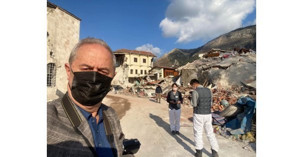 BELGESELCİLİĞİN ÖNEMİ VE DEPREM BÖLGELERİNDE GAZETECİLİK HATIRALARIM