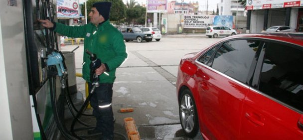 Benzine flaş indirim kararı!