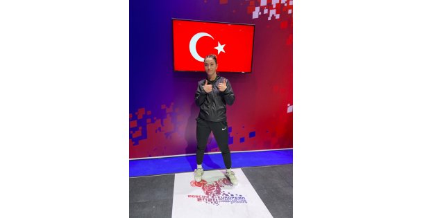 Berfin, Moskova'dan Bronz İle Döndü