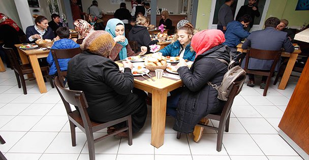 Beyaz Kalpler ailesi buluştu