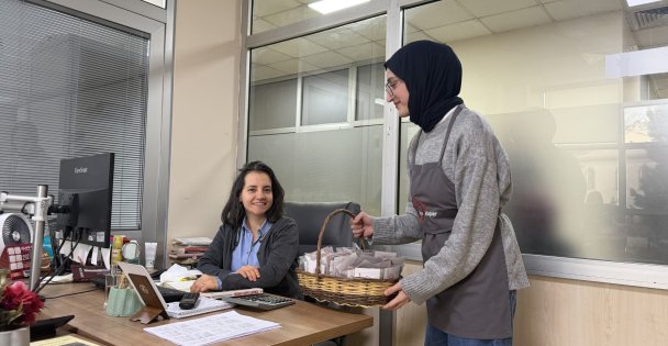 Beyaz Kalplerden 8 Marta özel anlamlı hediye