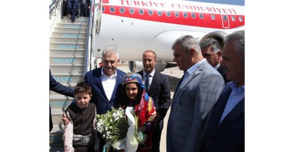 Binali Yıldırım Diyarbakır'da