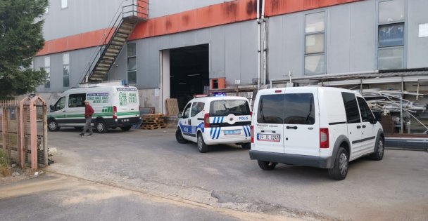 Bir İşçi Çalıştığı Fabrikada Ölü Bulundu