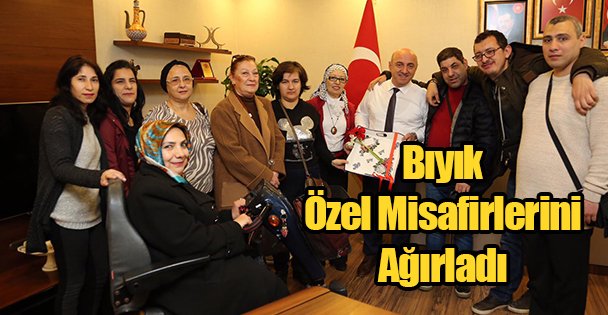 Bıyık Özel Misafirlerini Ağırladı