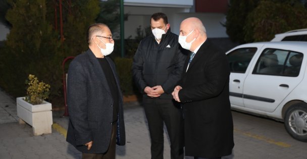 Bıyık'tan Başak Cengiz'in Ailesine Taziye Ziyareti