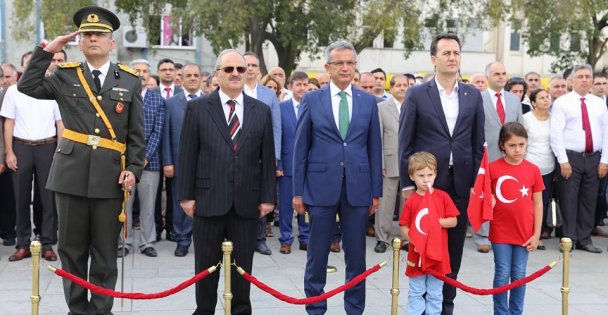 Biz, biriz ve beraberiz!