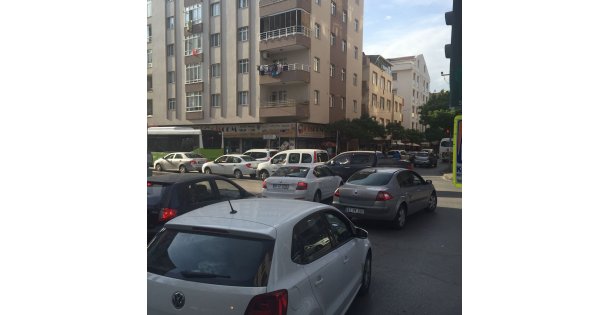 Bu kavşağa çözüm bulunsun!