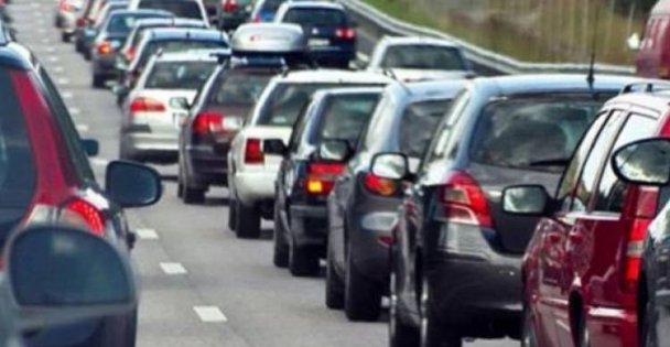 Bu yolu 1 saat 11 dakikada geçen yandı!