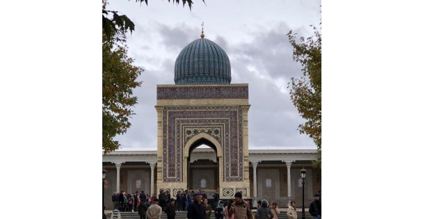 Buhara'dan Semerkant'a Devri Alem
