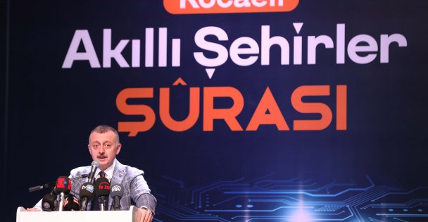 Büyükakın: Akıllı Şehircilik Uygulamaları İnsanı Mutlu Etmelidir