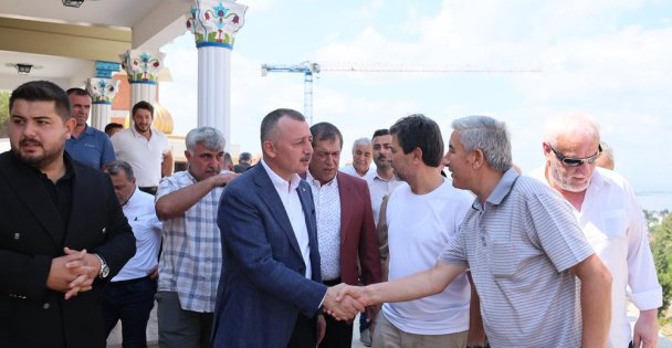 Büyükakın, Karamürselde hem gönüllere dokundu, hem de çalışmaları inceledi