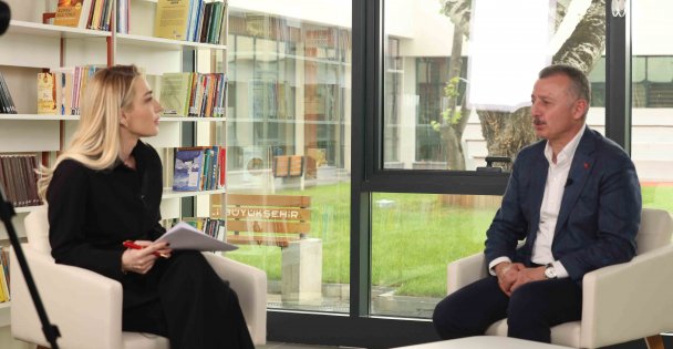 Büyükakın'dan gençlere önemli mesajlar