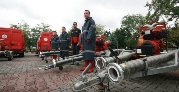 Büyükşehir bayramda görev başında