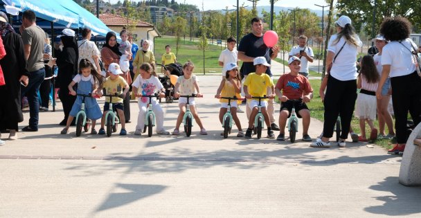 Büyükşehir, binlerce çocuğu oyun, spor, bilim ve sanatla buluşturdu