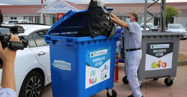 Büyükşehir birimlerine atık konteyneri