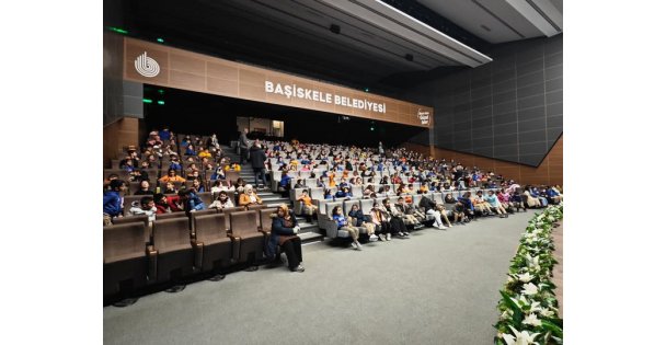 Büyükşehir, çocukların hayal dünyasını zenginleştiriyor;  'Masalın Sesi” tiyatroyu farklı bir boyutla tanıtıyor