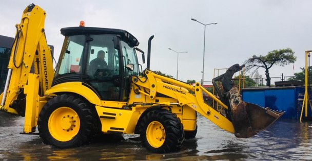 Büyükşehir ekipleri yağış boyunca teyakkuzdaydı