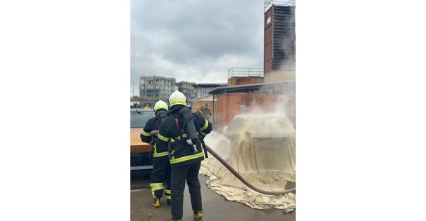 Büyükşehir İtfaiyesinden hayat kurtaran eğitimler