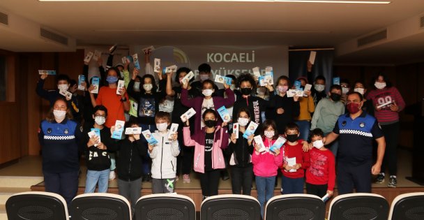 Büyükşehir Zabıtasından Öğrencilere Bilinçli Tüketici Semineri