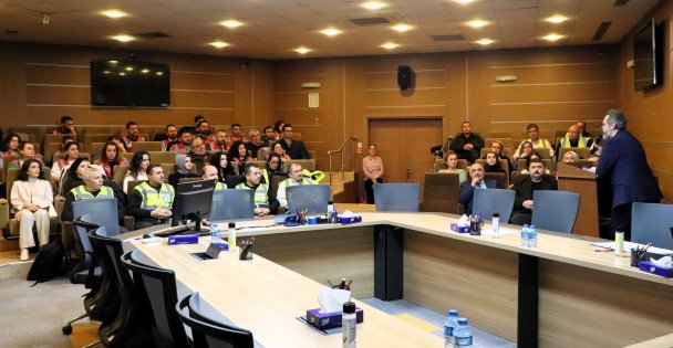 Büyükşehir'de öncelik iş sağlığı ve güvenliği