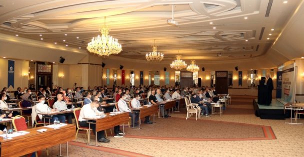 Büyükşehir'de Yöneticilere Yönelik Hizmet İçi Eğitim