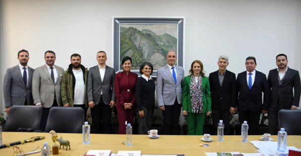 Büyükşehir'den Asenovgrad'a kardeş şehir eli