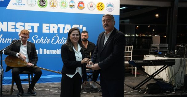 Büyükşehir'den Bozkırın Tezenesi'ne vefa gecesi
