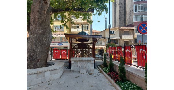 Büyükşehir'den Çınarlı Camiine özel sundurma