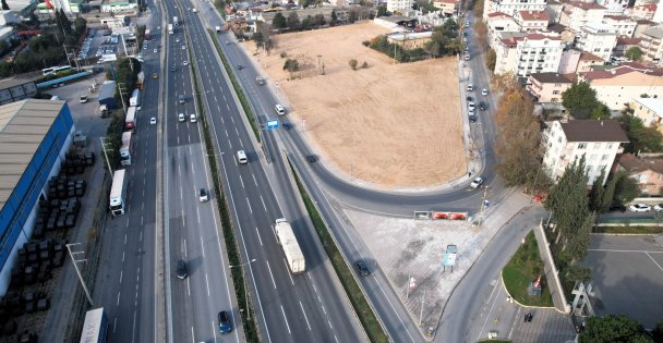 Büyükşehir'den Gebze trafiğine önemli dokunuş;  Gebze Eski Hal Kavşağı hizmete girdi