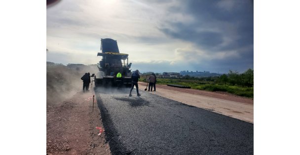 Büyükşehirden Kartepede asfalt hamlesi