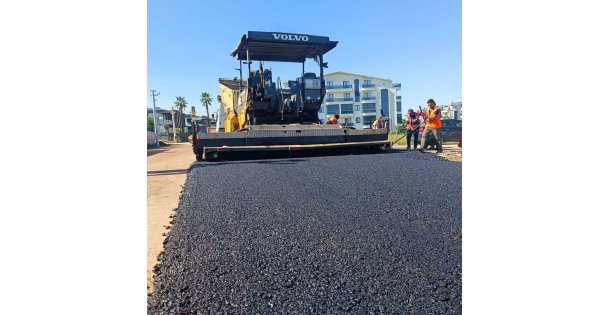 Büyükşehir'den Kartepe'de Üstyapı Atağı