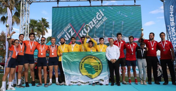 Büyükşehir'in Körfez Kupası Deniz Küreği Yarışları'nda İzmit Sümerspor Farkı