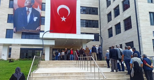 Büyükşehir'in Mazot ve Tohum Desteğine Çiftçilerden Yoğun İlgi