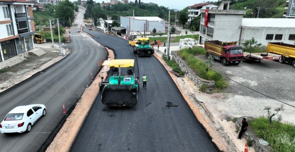 Büyükşehir'le yollar genişliyor, trafik rahatlıyor