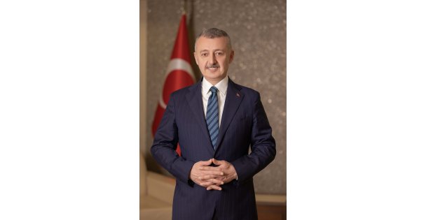 Büyüyen Türkiyenin harcı işçinin alın teridir”