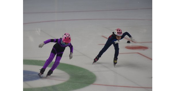 Buz Pateni Short Track Türkiye Şampiyonası, Kocaeli'de başladı