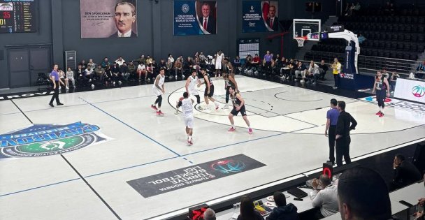 Çayırova Belediyesi, Pizza Lazza Haremspor'u mağlup etti