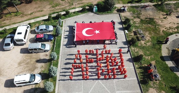 Çayırova Belediyesi Temizlik İşlerinden Afrin Temizliği