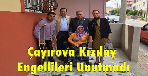 Çayırova Kızılay engellileri unutmadı