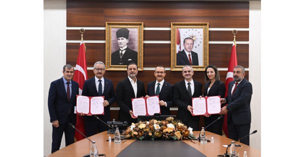 Çayırova Spor Lisesi İçin İmzalar Atıldı