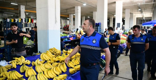Çayırova Zabıtası'ndan pazar, kırtasiye ve unlu mamulleri denetimi